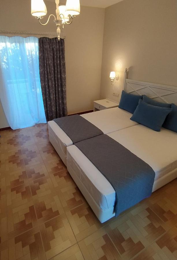 Dionisia Apartments 2 Кефалос Екстериор снимка